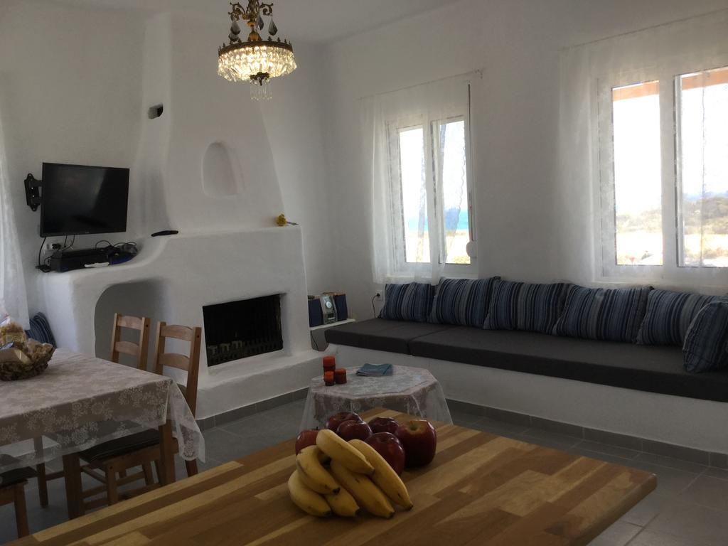 Sea Breeze Villa Lakhania Eksteriør billede